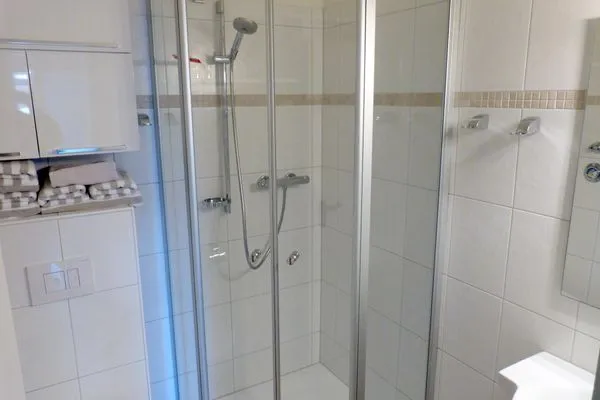 Badezimmer der Ferienwohnung Therese 8 in Wittdün auf Amrum Haus *Therese* Ferienwohnung *Therese 8*