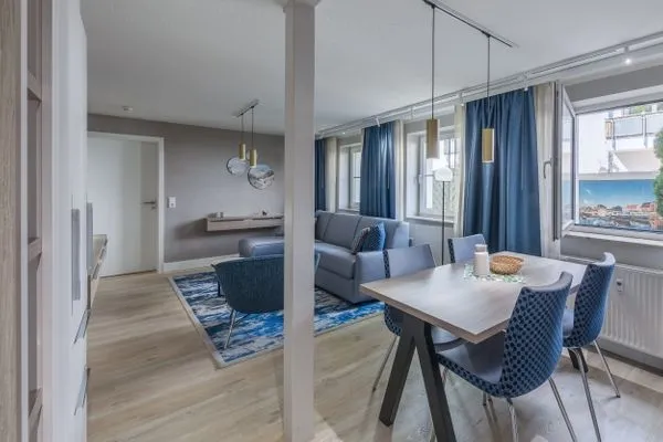 Ferienwohnung Hafendomicil Citymarina Waren (Müritz) - offener Wohnbereich  Hafendomicil Citymarina