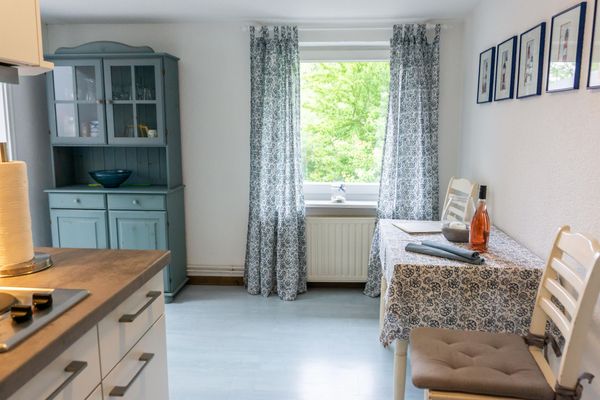  Seadrift Gartenblick Tating - Küche mit Esstisch