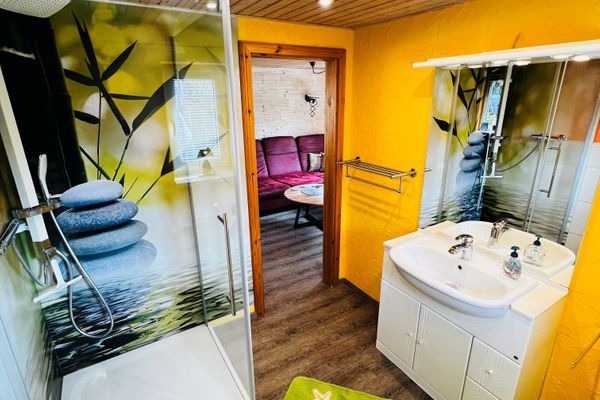  Sonnenblume - Sonne 1  - Badezimmer
