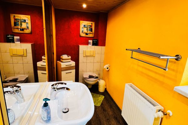  Sonnenblume - Sonne 2  - Badezimmer
