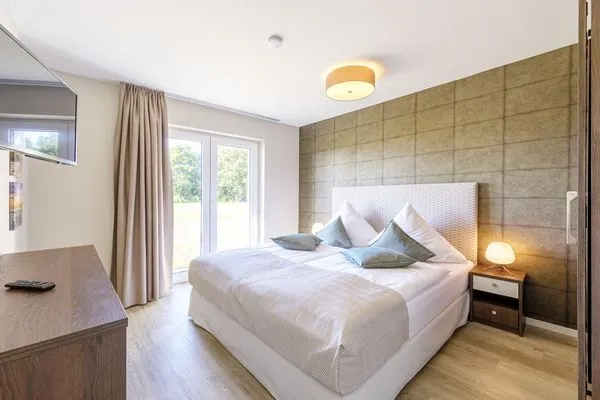 Ferienwohnung Strandidylle Ostseebad Wustrow Schlafzimmer mit großem Bett  Strandidylle