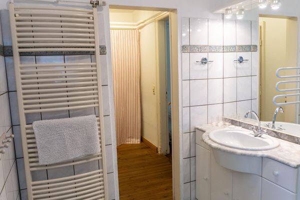  Seadrift Auszeit Tating - Badezimmer