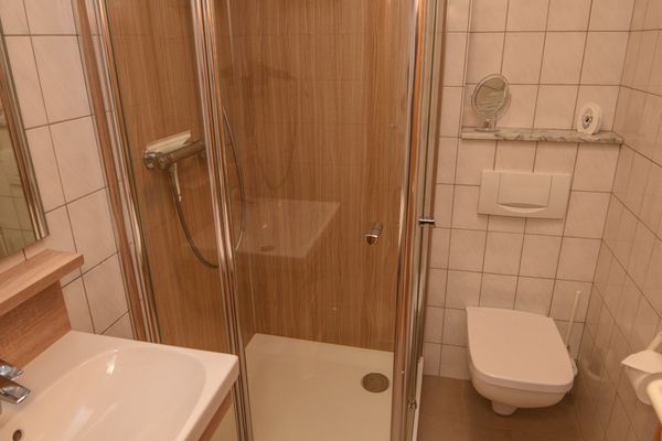  Haus Roseneck Wohnung 2 Norderney - Badezimmer