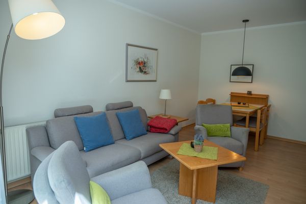  Haus Roseneck Wohnung 2 Norderney - Wohnzimmer