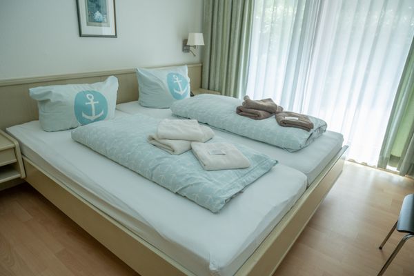  Haus Roseneck Wohnung 2 Norderney - Schlafzimmer