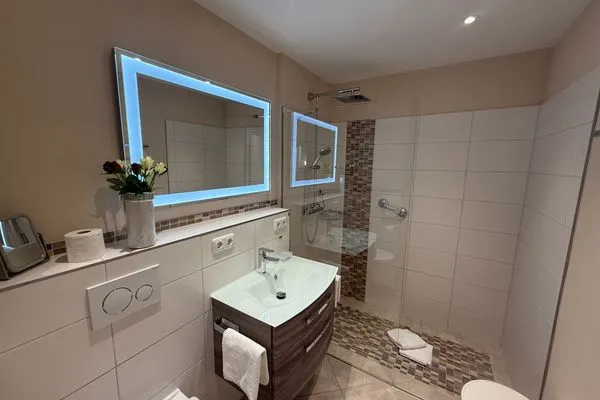 Badezimmer Ferienwohnung im Haus Strandstr.22 Kammel App. 34 / TG Platz Nr.112  obere Ebene