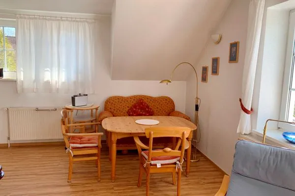 Essecke beim Durchgang zur Küche  Wohnung Giesen