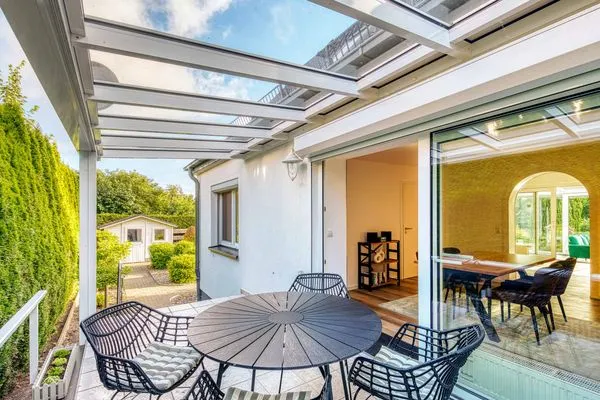 Ferienwohnung Lakeside House Waren (Müritz) - überdachte Terrasse  Lakeside House