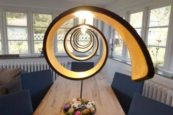 Wohn- und Esszimmer in der Friesenhaushälfte Hommelkasche in Süddorf auf der Nordseeinsel Amrum Friesenhaus Amrum Hommelkasche