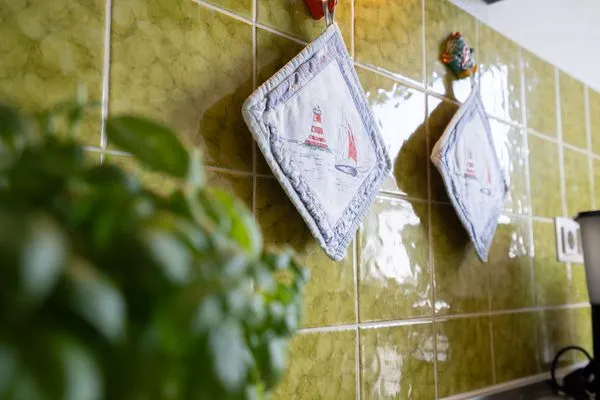 Küche / Küchenzeile  (STR90a) Ferienwohnung "Haus Diana 1" F***