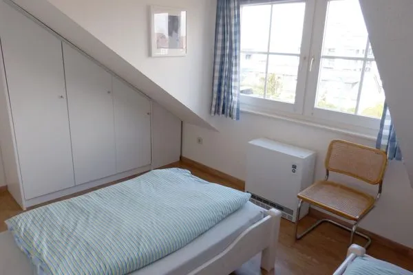 Schlafzimmer in der Ferienwohnung Alpenstrandläufer in Wittdün auf Amrum Haus *Südspitze 17* Ferienwohnung *Alpenstrandläufer*
