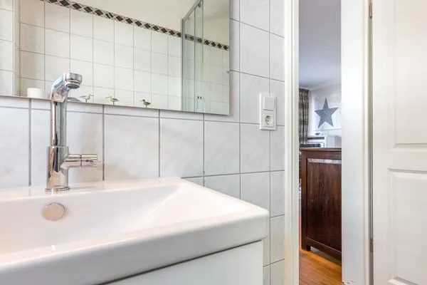 Badezimmer  Kampstr. 9, W7, GB3