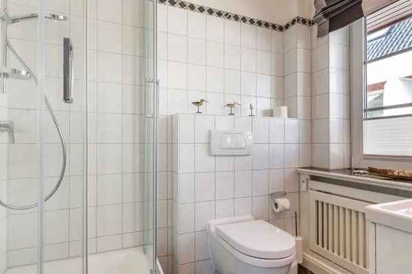 Badezimmer  Kampstr. 9, W7, GB3