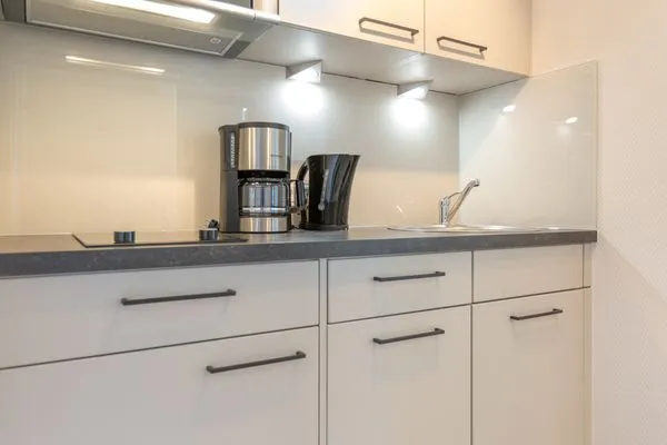 Küche / Küchenzeile  Kampstr. 9, W7, GB3