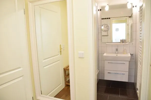 Empfang  Kampstr. 9, W2, GB3