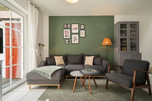 Ferienhaus Waldblick am Plauer See mit modernem Wohnzimmer  Waldblick