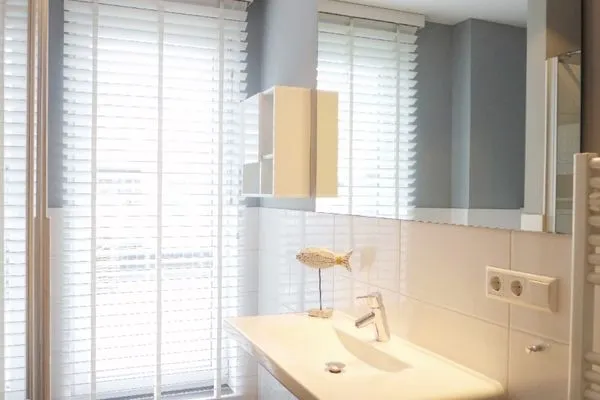 Badezimmer  Bomhoffstr. 17, Whg. 21, Penthouse, 2. OG