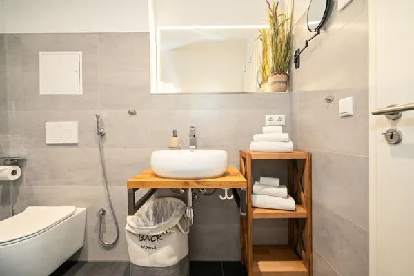 Ferienwohnung Schwalbenblick Klink modernes Badezimmer  Schwalbenblick