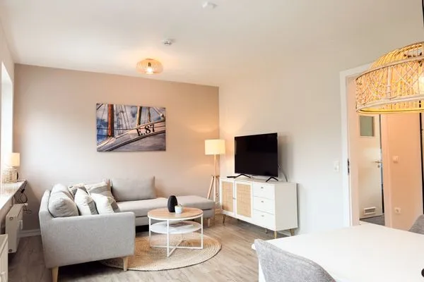 Wohnzimmer  Ferienwohnung 'Borbystrand' in Eckernförde – Strandnah und familienfreundlich