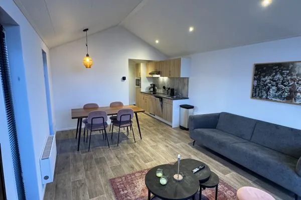 Living room Enkhuizer Strand Chalet Meereszauber mit Zaun Nr. 304