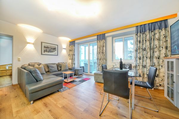  Appartement Tini Zell am See - Wohnzimmer