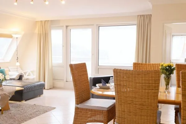 Wohnzimmer  Elisabethstr. 2, Whg. 13