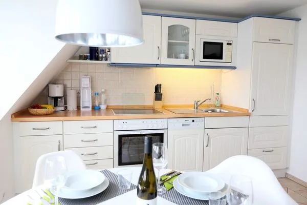 Küche / Küchenzeile  Haderslebener Str. 44, DG