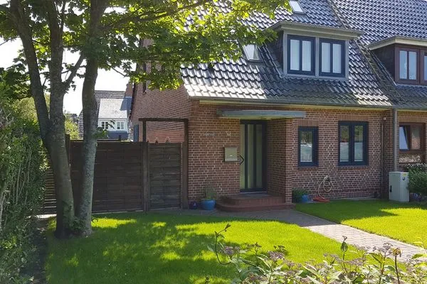 Hauptansicht  Haderslebener Str. 44, DG