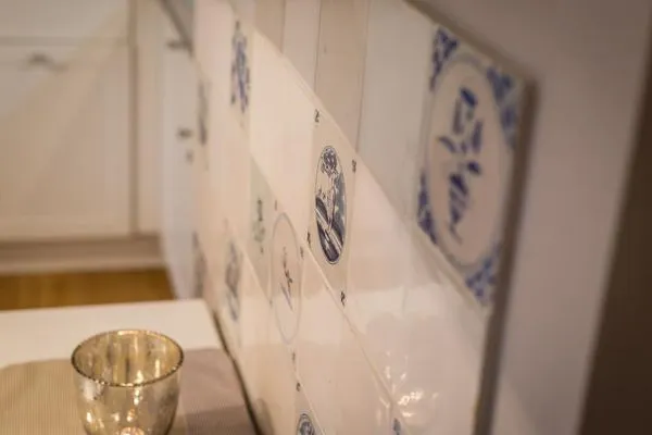 Dekoratives Detail  Trift 30, Whg. 3, To Erst