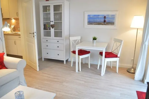 Wohnzimmer  Kiarwai 4b, Whg. 7