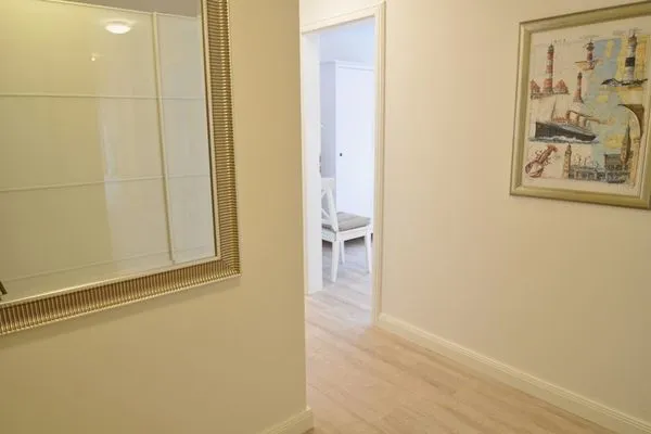 Empfang  Kiarwai 4b, Whg. 7