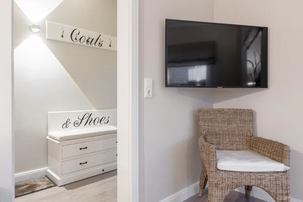 Empfang  Kirchenweg 25b, EG