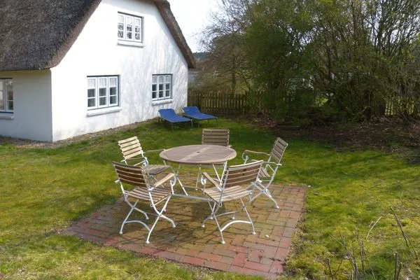 Friesenhaus Amrum mit der Friesenhaushälfte "Klönschnack"in Süddorf auf Amrum Friesenhaus Amrum Ferienhaushälfte „Klönschnack"