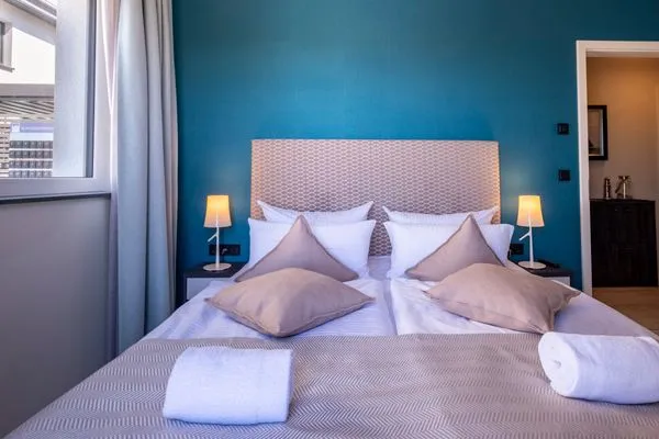 Ferienwohnung Seestern Wustrow Schlafzimmer mit Boxspringbett  Seestern