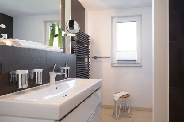 Ferienwohnung Seesinn Wustrow modernes Bad mit Dusche  Seesinn
