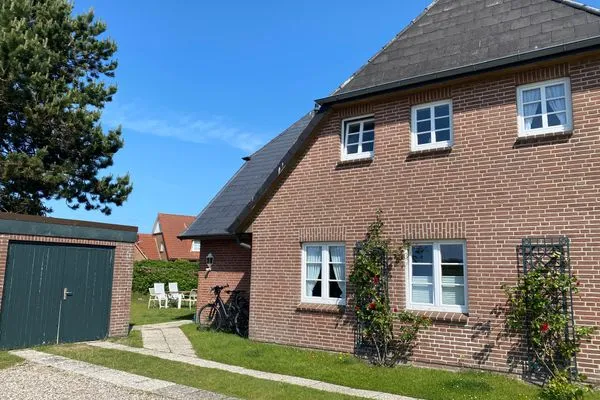 Fassade / Eingang  Diedrichsen 4