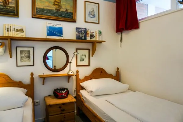 Schlafzimmer  Wattenblick 50-26