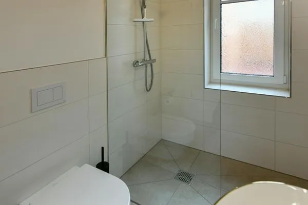 Badezimmer Haus Casper Ferienwohnung Watt'n Platz