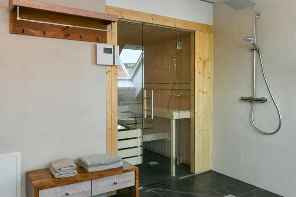 Badezimmer Haus Casper Ferienwohnung Watt'n Platz