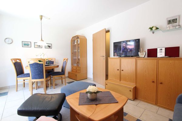  Schützenweg 7-9 Whg. 6 Kellenhusen - Wohnzimmer