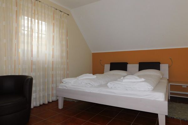  Oberdeck Ostseebad Wustrow - Schlafzimmer