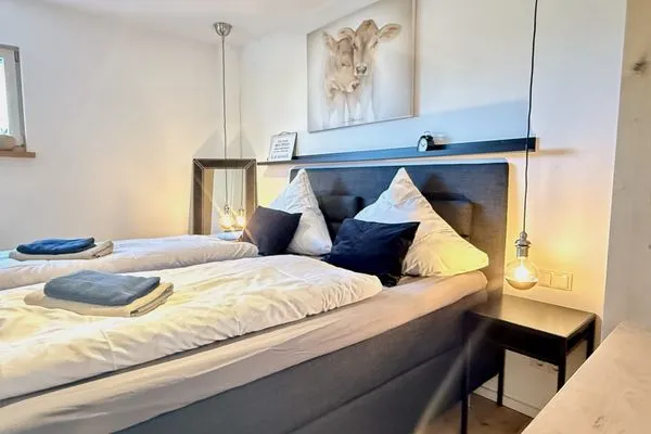 Ferienhaus Allgäutraum Ferienwohnung Allgäutraum Seenahes Allgäu - Schlafzimmer - Doppelbett