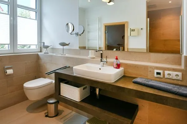 Badezimmer Ferienhaus Charlotte 48 Ferienwohnung große Charlotte