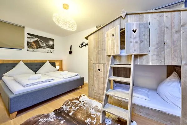 Bedroom  AlpenAmbiente