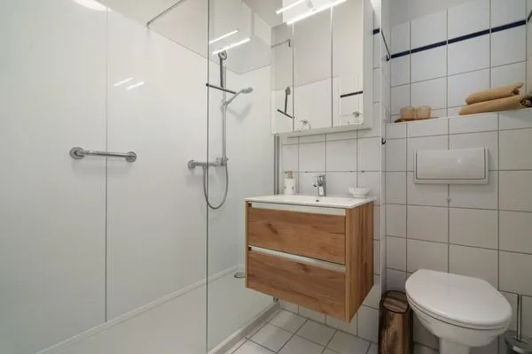 Ferienwohnung Müritzloge Waren (Müritz) - Bad mit Dusche  Müritzloge