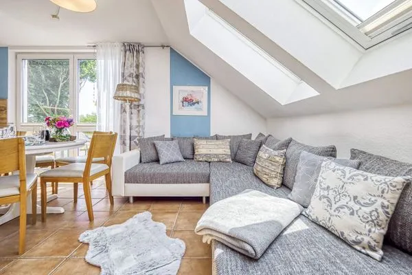 L-Sofa und Essbereich Residenz am Strand Seeschwalbe - Wohnung 4-62