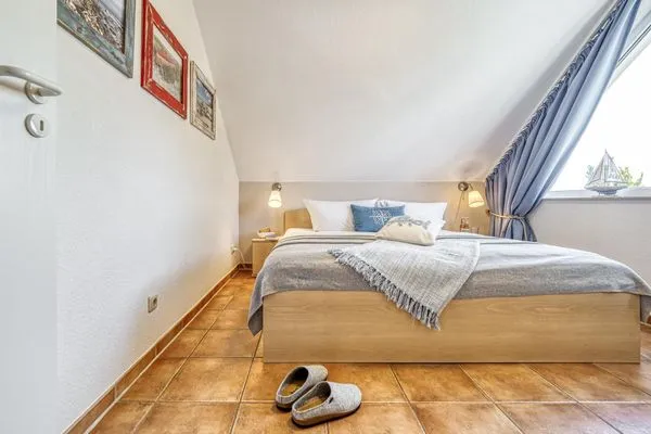 Schlafzimmer mit Doppelbett Residenz am Strand Seeschwalbe - Wohnung 4-62