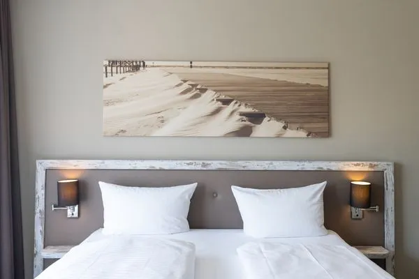 Strand No 1 Hotel Strand No 1 - Doppelzimmer - Landseite SPO Bad - 