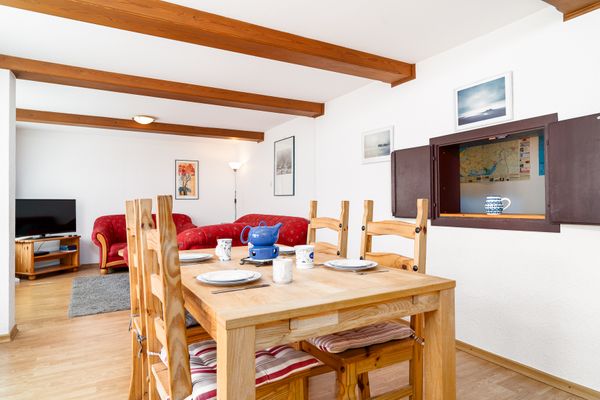  Haus Sonnenblume Halbinsel Eiderstedter - Esstisch